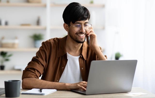 an independent contractor working from home